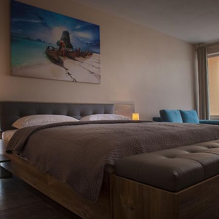Plaza Beach Holiday House 普雷绍夫 外观 照片